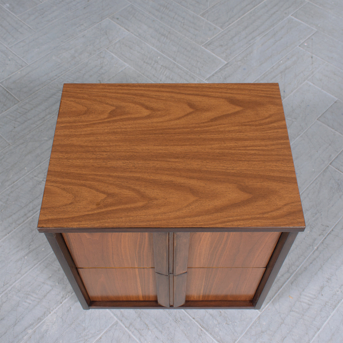 Restored 1960s Modern Walnut Nightstand: Dual-Tone with Unique Carved Handle