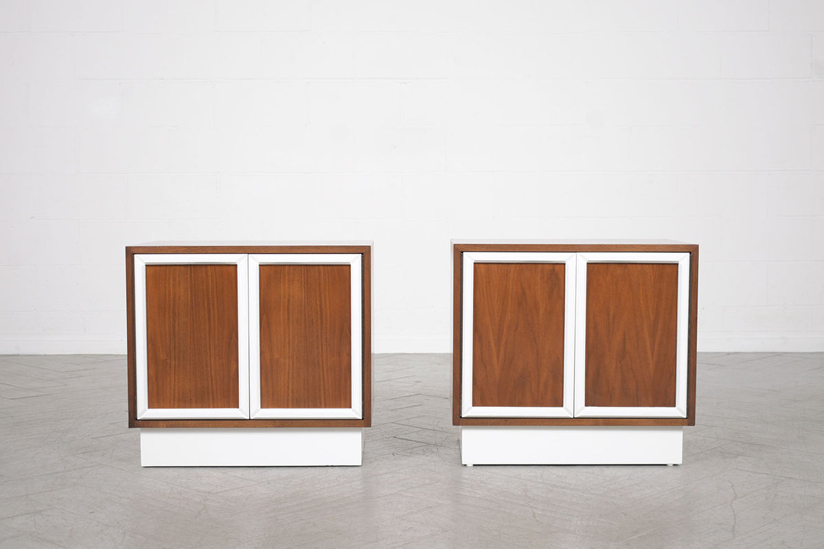 Pair of Vintage Modern 1960s Nightstands
