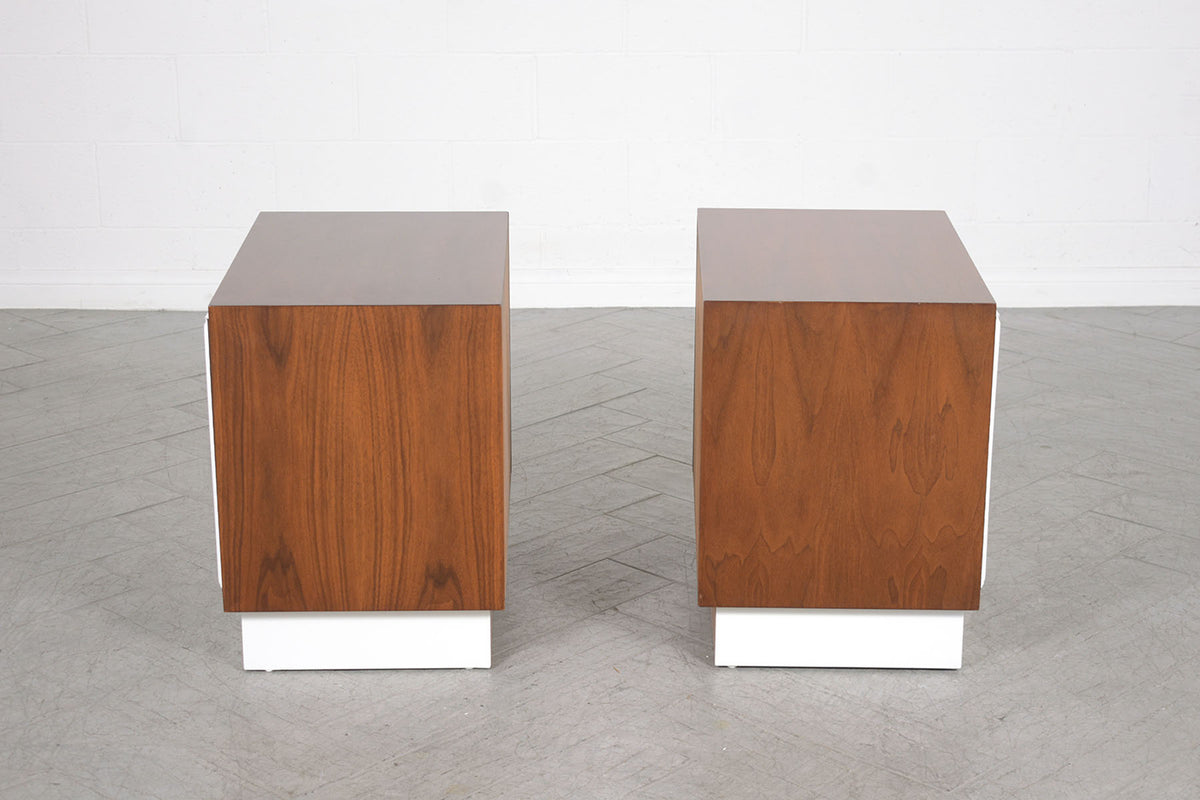 Pair of Vintage Modern 1960s Nightstands