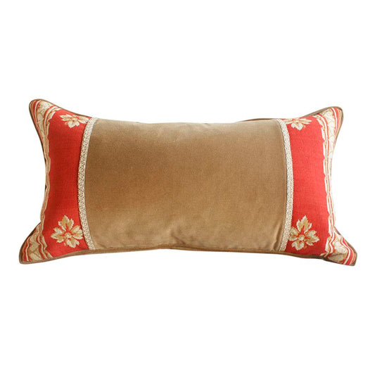 Single Neoclassical-style Pillow